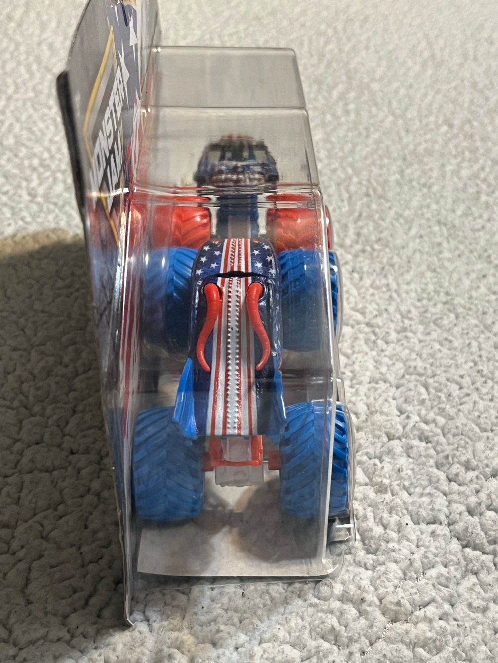 Monster Jam Dragon vs Zombie
Stars and Stripes 2 pack - Picture 4 of 7